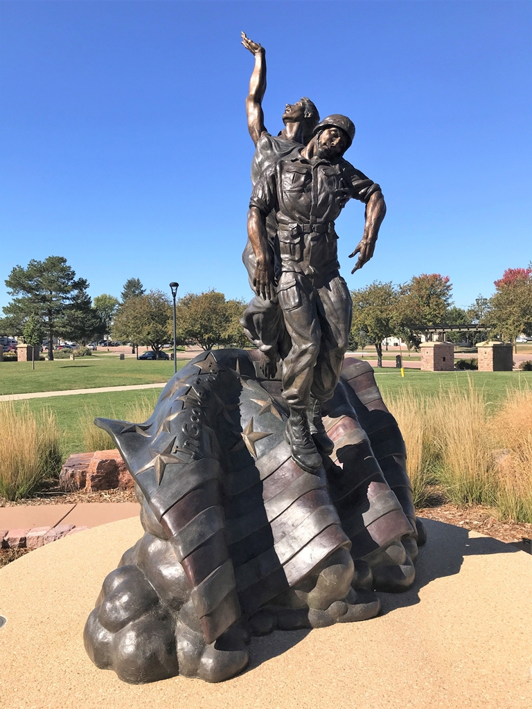 GOING HOME WAR MEMORIAL STATUES