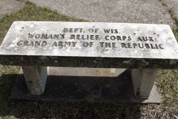 DEPT OF WIS. WOMEN’S RELIEF CORPS MEMORIAL BENCH