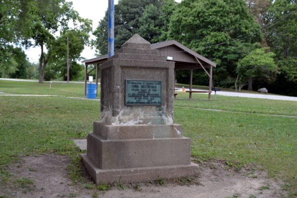 HUNTINGTON GRAND ARMY OF THE REPUBLIC MEMORIAL