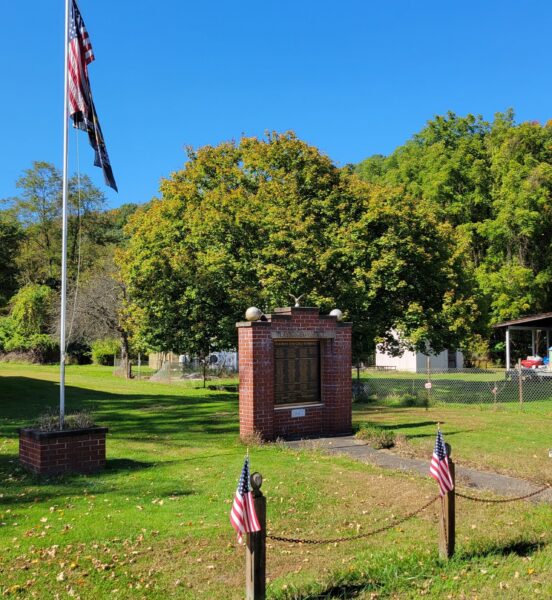 LAYTON HONOR ROLL WAR MEMORIAL