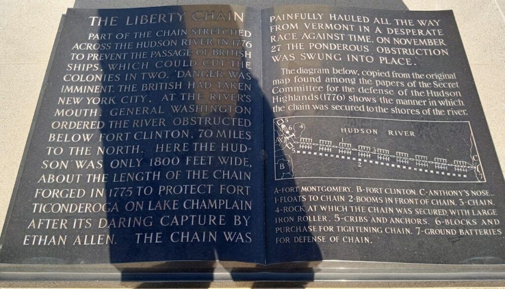 THE LIBERTY CHAIN REVOLUTIONARY WAR MEMORIAL