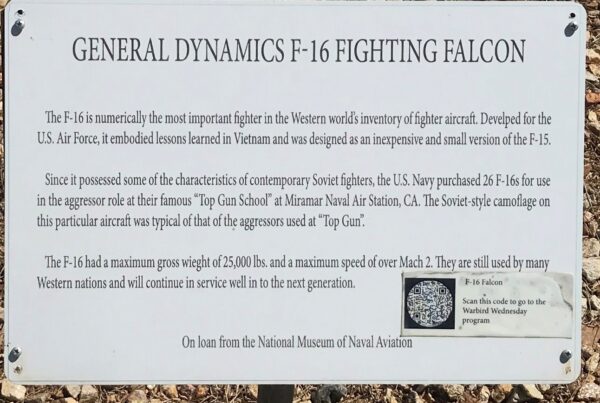 GENERAL DYNAMICS F-16 FIGHTING FALCON MEMORIAL AIRCRAFT PLAQUE