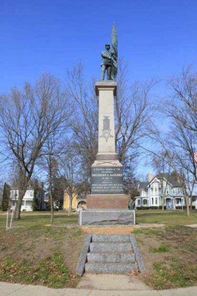 JOHN H. WILLIAMS POST NO. 4 G.A.R. WAR MEMORIAL