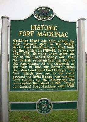 HISTORIC FORT MACKINAC MEMORIAL MARKER