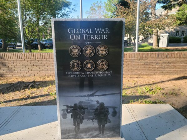 SUMMIT WAR VETERANS MEMORIAL GLOBAL WAR ON TERROR