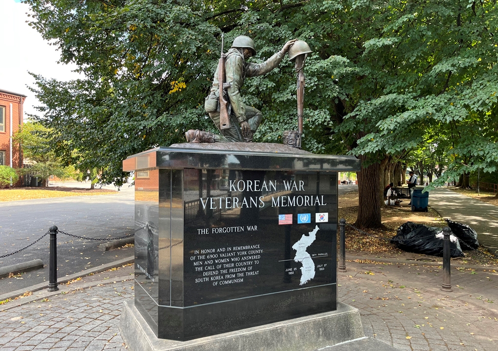YORK COUNTY KOREAN WAR VETERANS MEMORIAL CLOSE-UP