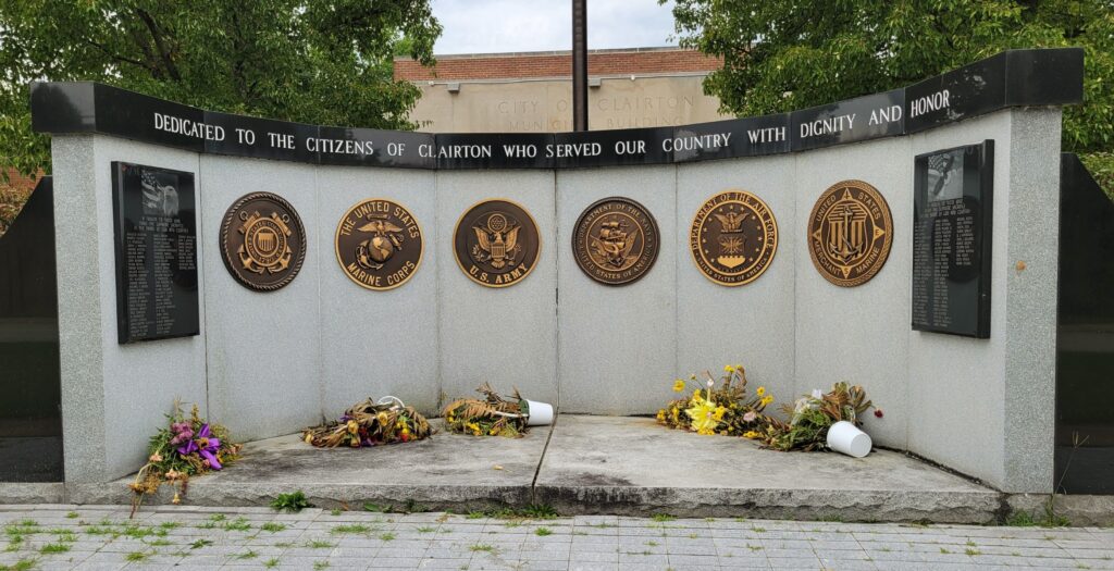 CITIZENS OF CLAIRTON SUPREME SACRIFICE WAR MEMORIAL