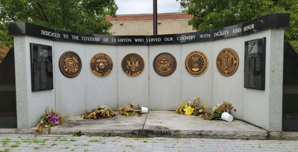 CITIZENS OF CLAIRTON SUPREME SACRIFICE WAR MEMORIAL