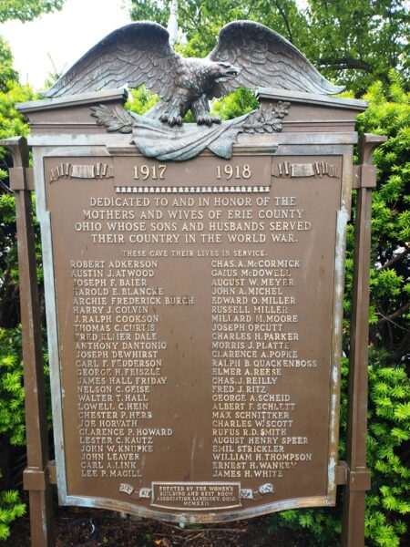 ERIE COUNTY WORLD WAR HONOR ROLL MEMORIAL