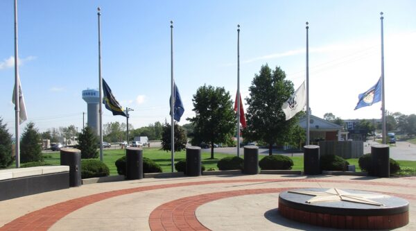 MONROE ALL WHO SERVED WAR MEMORIAL MEDALLIONS