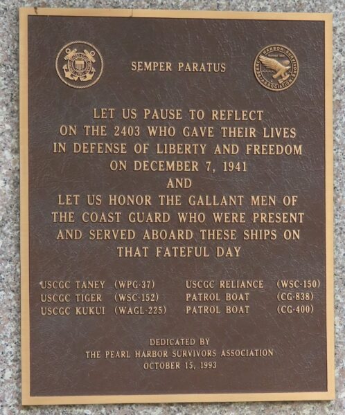 SEMPER PARATUS DECEMBER 7, 1941 WAR MEMORIAL PLAQUE