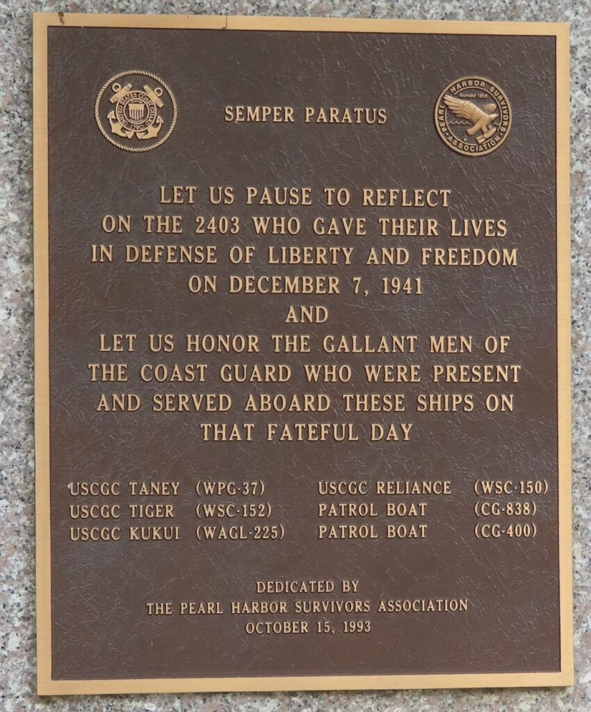 SEMPER PARATUS DECEMBER 7, 1941 WAR MEMORIAL PLAQUE