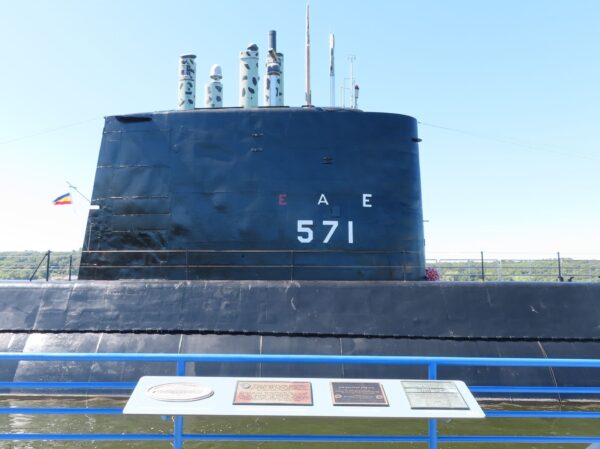 USS NAUTILUS (SSN-571) MEMORIAL