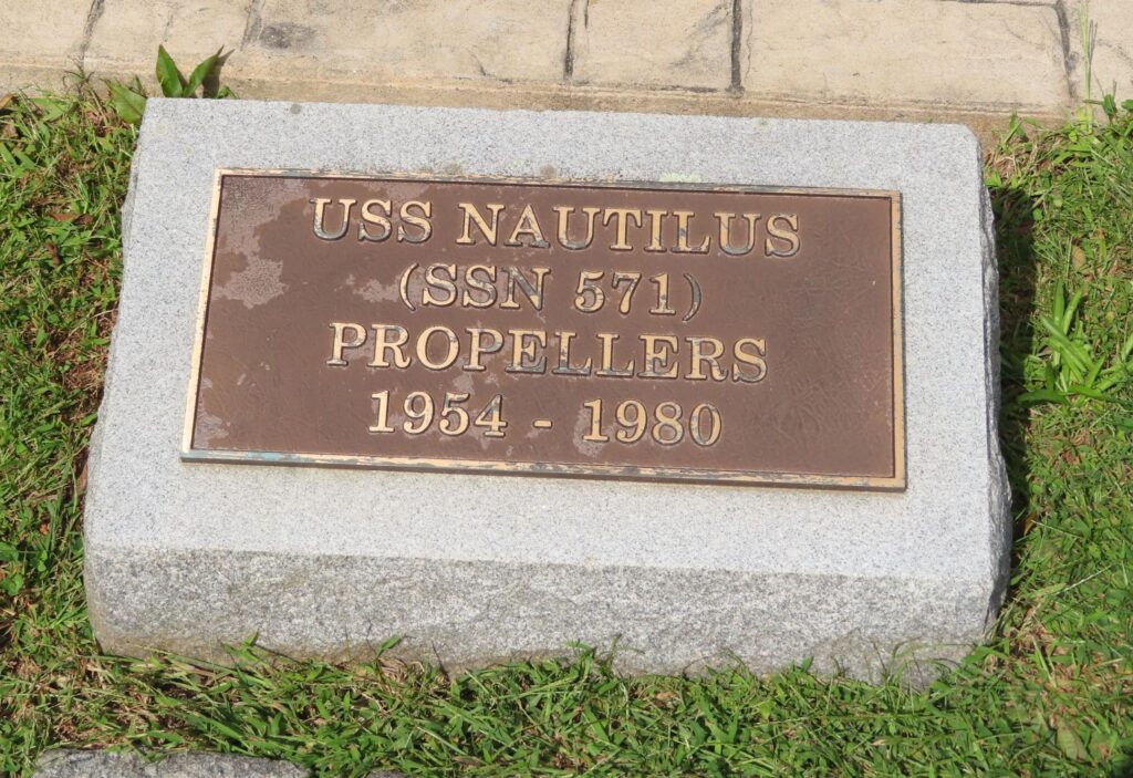 USS NAUTILUS PROPELLERS MEMORIAL PLAQUE