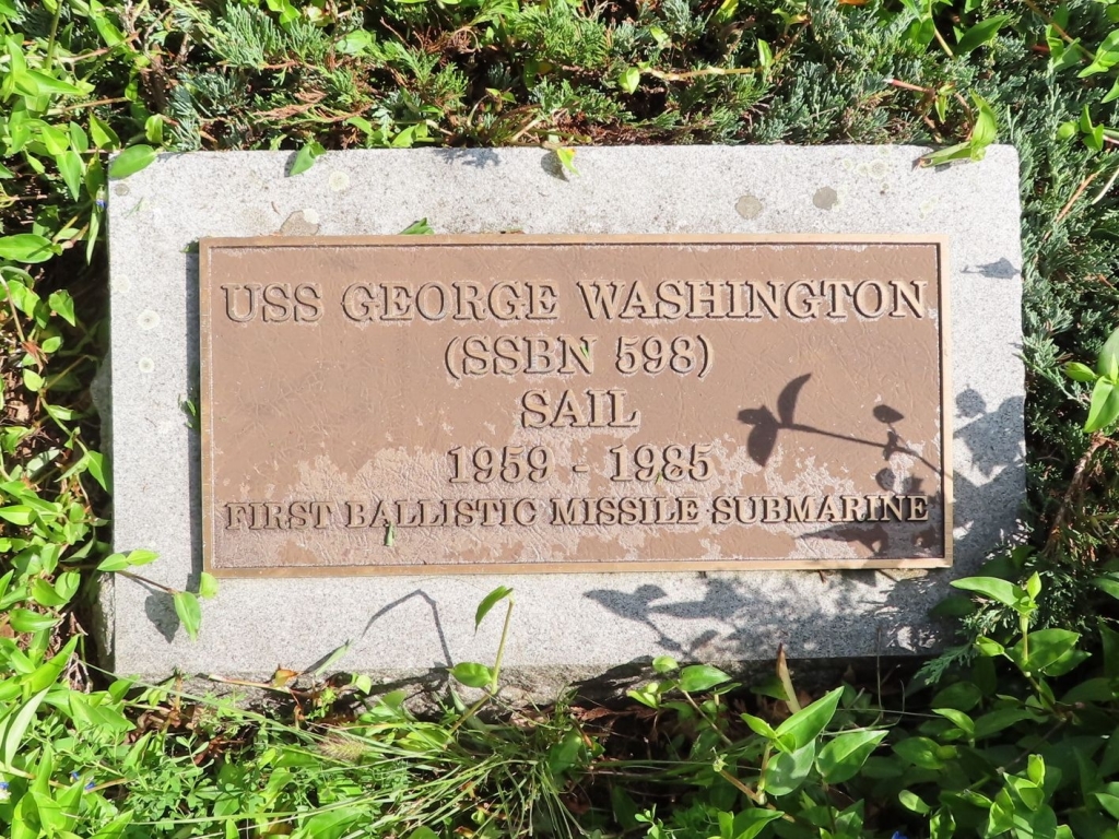 USS GEORGE WASHINGTON (SSVN-598) SAIL MEMORIAL  PLAQUE
