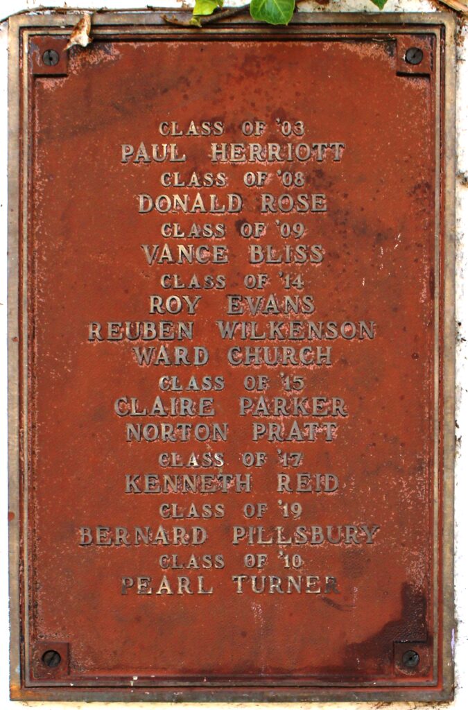 MEMORIAL FIELD SANTA CRUZ PLAQUE C