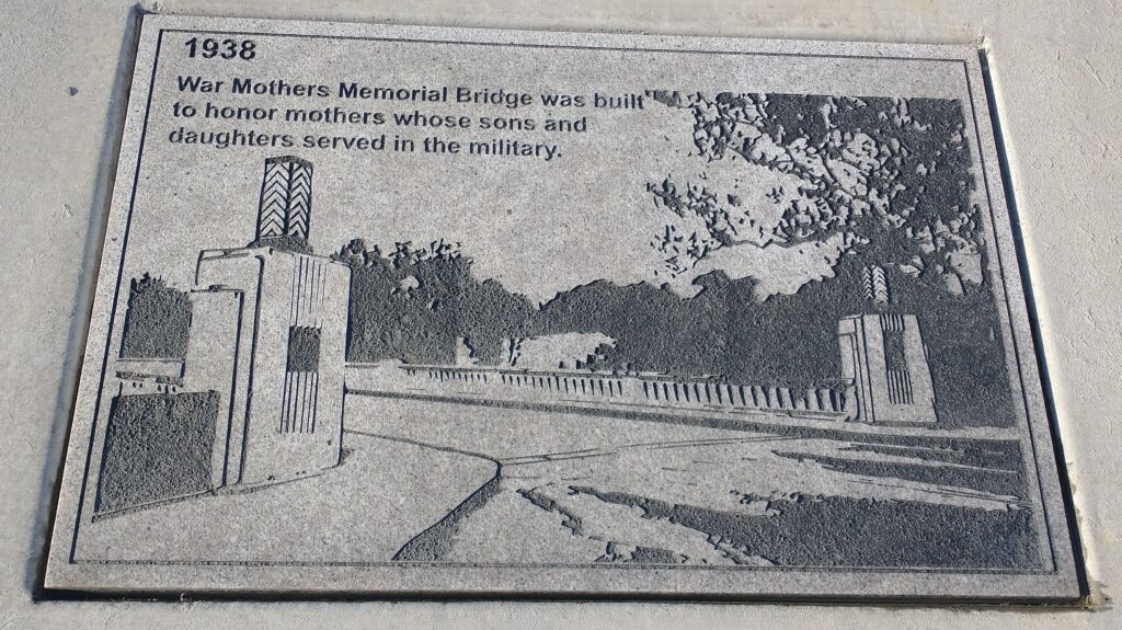 WAR MOTHERS MEMORIAL BRIDGE PLAQUE