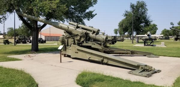 U.S. M1 8-INCH GUN MEMORIAL