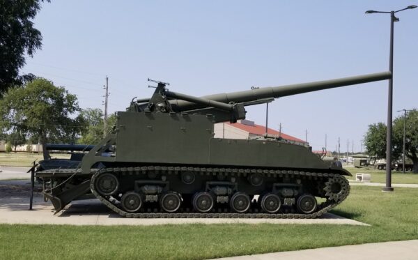 U.S. M40 155MM GUN MOTOR CARRIAGE MEMORIAL