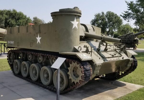 U.S. M37 105MM SELF-PROPELLED HOWITZER MEMORIAL