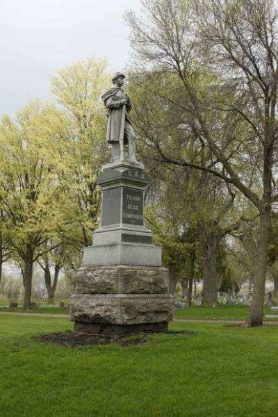 OSHKOSH G.A.R. CIVIL WAR MEMORIAL