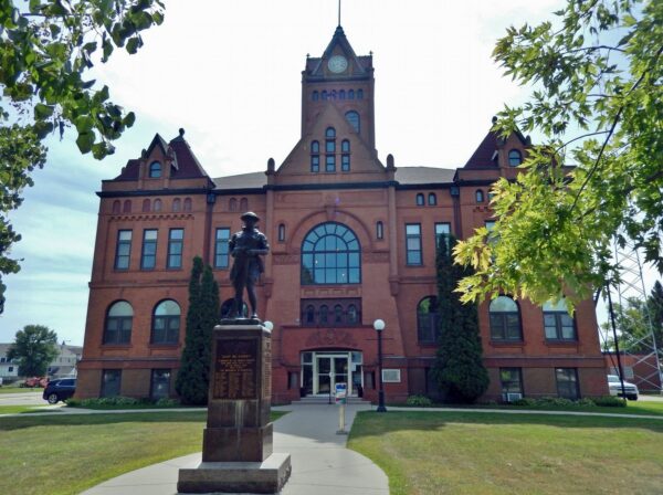 “LEST WE FORGET” NORMAN COUNTY WAR VETERANS MEMORIAL