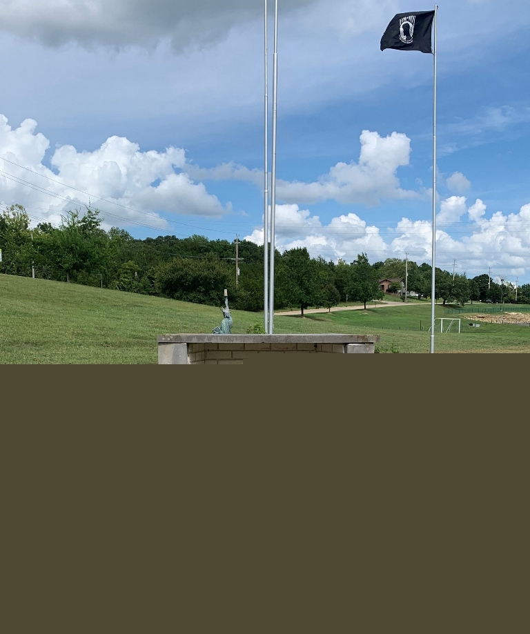 DE SOTO SUPREME SACRIFICE WAR MEMORIAL