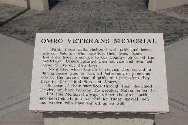OMRO VETERANS MEMORIAL PLAQUE I