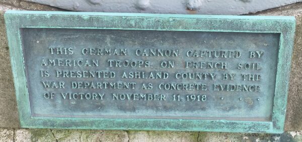 THIS GERMAN CANNON WAR MEMORIAL PLAQUE