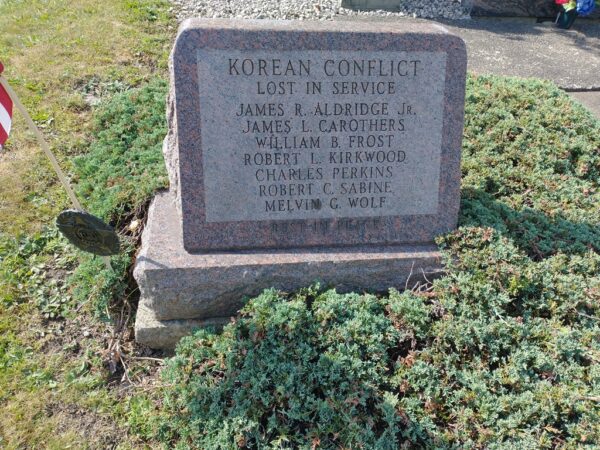 LEAVITTSBURG KOREAN CONFLICT MEMORIAL
