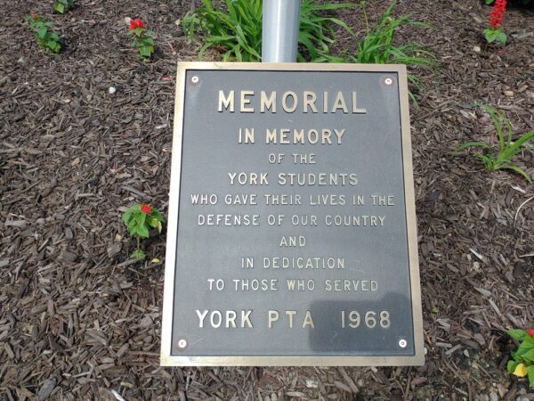 YORK STUDENTS VETERANS MEMORIAL FLAGPOLE PLAQUE