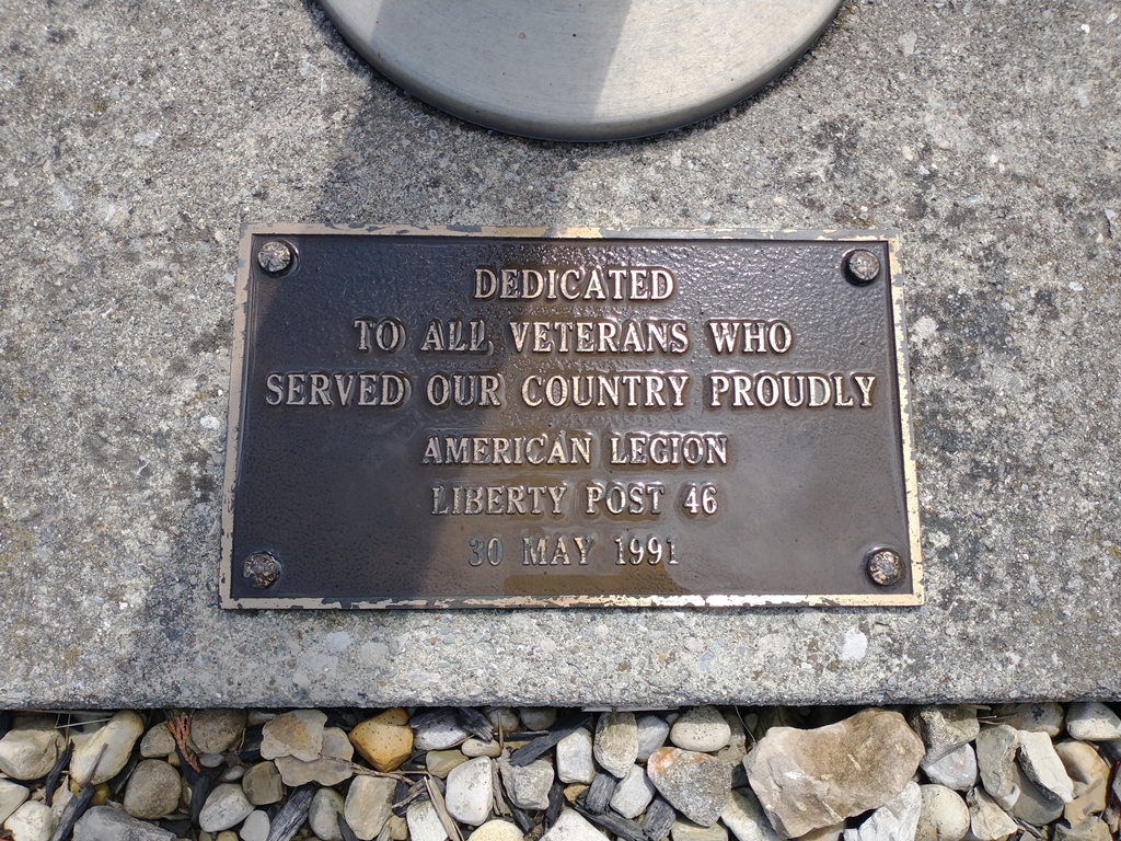 AMERICAN LEGION LIBERTY POST 46 VETERANS MEMORIAL FLAGPOLE PLAQUE