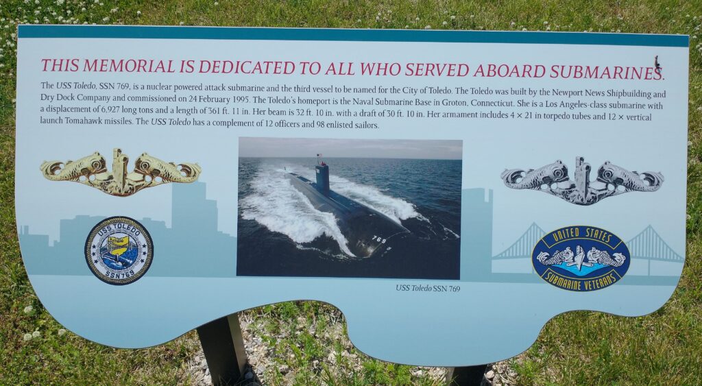 TOLEDO TO ALL WHO SERVED ABOARD SUBMARINES WAR MEMORIAL PLAQUE