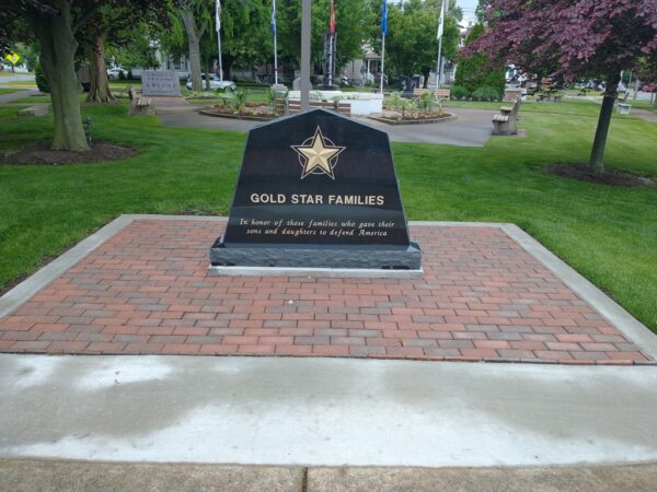 GOLD STAR FAMILIES MEMORIAL