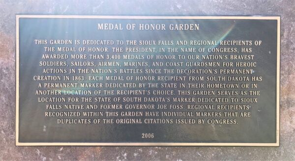 MEDAL OF HONOR GARDEN MEMORIAL PLAQUE