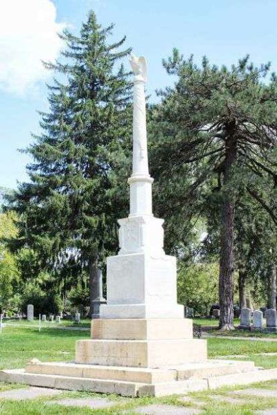 DELAVAN CIVIL WAR MEMORIAL