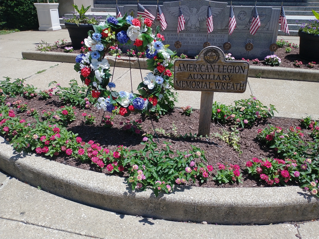 AMERICAN LEGION AUXILIARY MEMORIAL WREATH