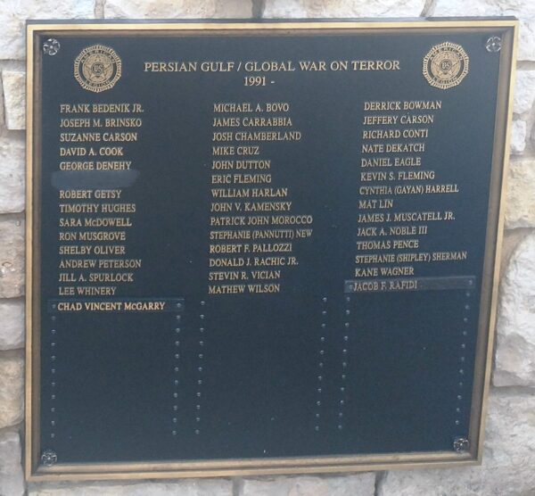 LOWELLVILLE WAR VETERANS MEMORIAL PLAQUE E