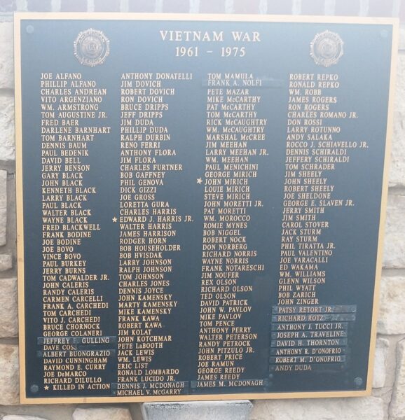 LOWELLVILLE WAR VETERANS MEMORIAL PLAQUE D