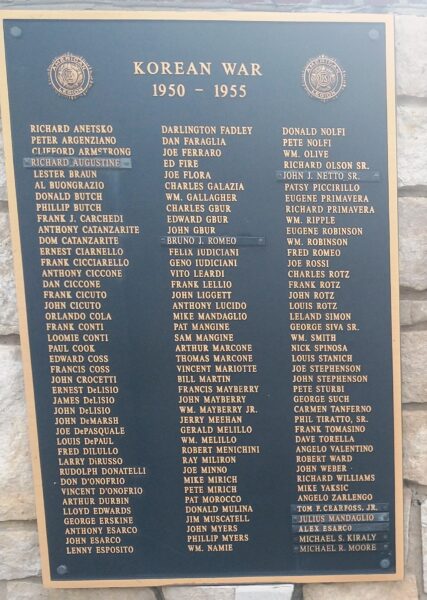 LOWELLVILLE WAR VETERANS MEMORIAL PLAQUE C