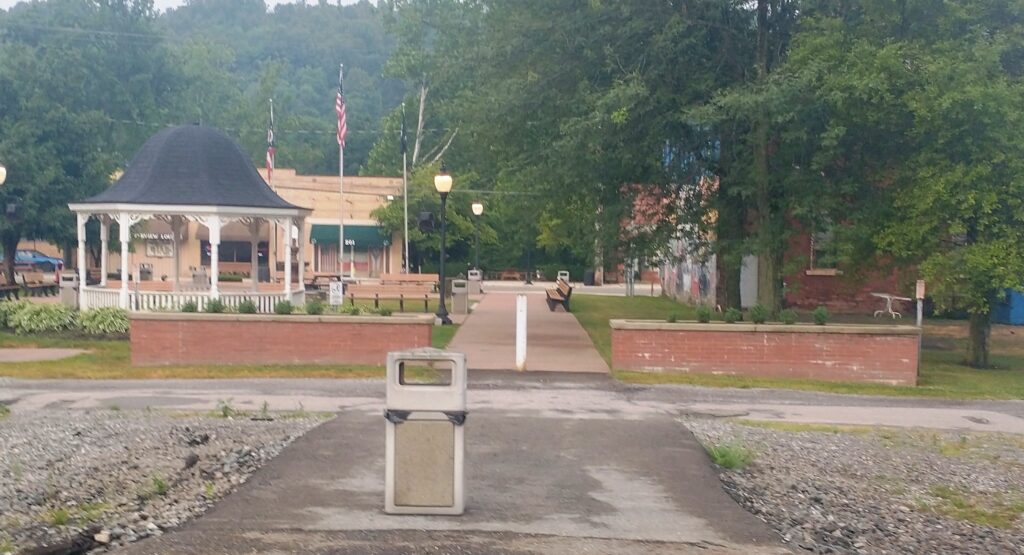 VETERANS MEMORIAL PEACE PARK
