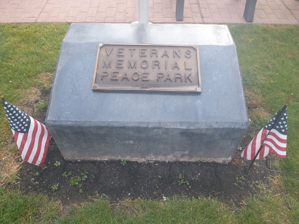 VETERANS MEMORIAL PEACE PARK PLAQUE