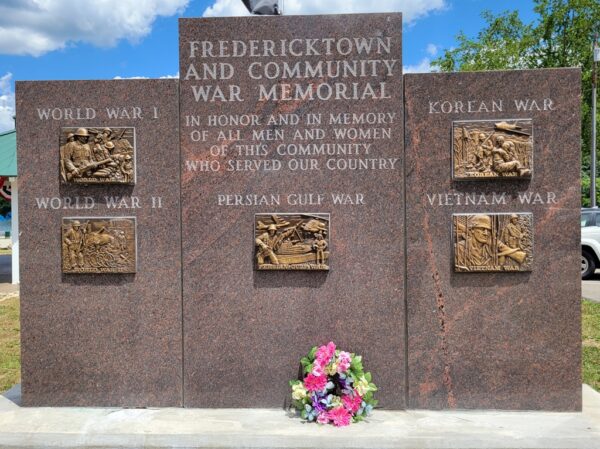 FREDERICKTOWN AND COMMUNITY WAR MEMORIAL
