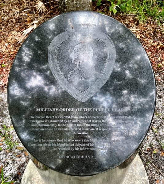 MILITARY ORDER OF THE PURPLE HEART MEMORIAL BALUSTRADE TOP