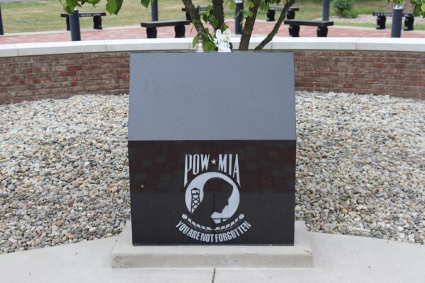 HOWARD COUNTY VETERANS MEMORIAL STONE B