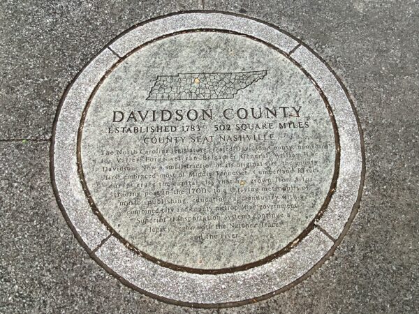 DAVIDSON COUNTY WAR MEMORIAL PLAQUE