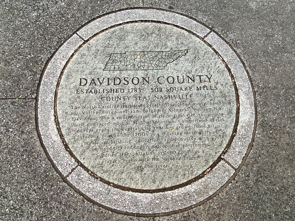 DAVIDSON COUNTY WAR MEMORIAL PLAQUE