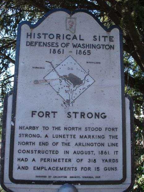 FORT STRONG WAR MEMORIAL MARKER