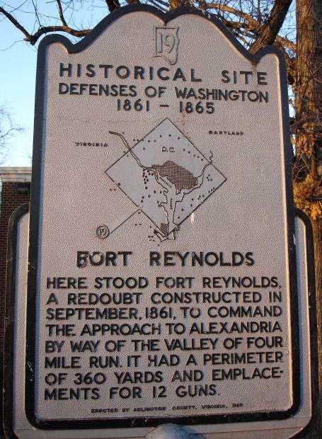 FORT REYNOLDS WAR MEMORIAL MARKER