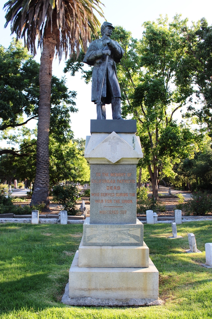 REDWOOD CITY CIVIL WAR MEMORIAL